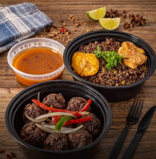 Black Rice with Meatballs